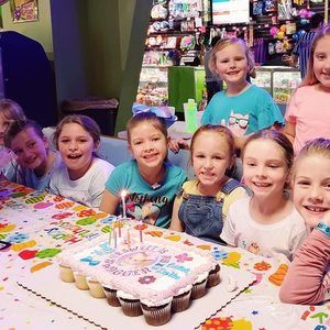 Meet your Posher, Lorelei